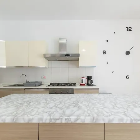 Spacious With Side Sea View Apartament San Pawl il-Baħar