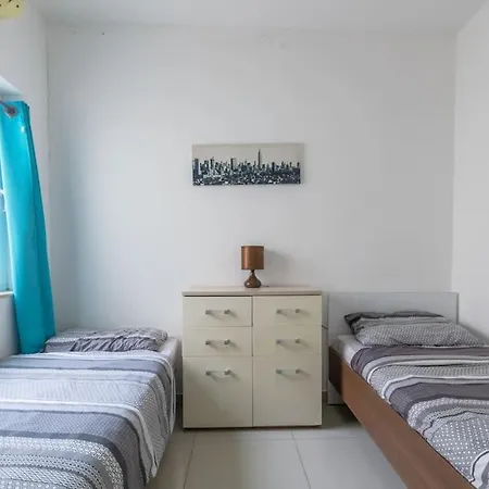 Spacious With Side Sea View 圣保罗湾城