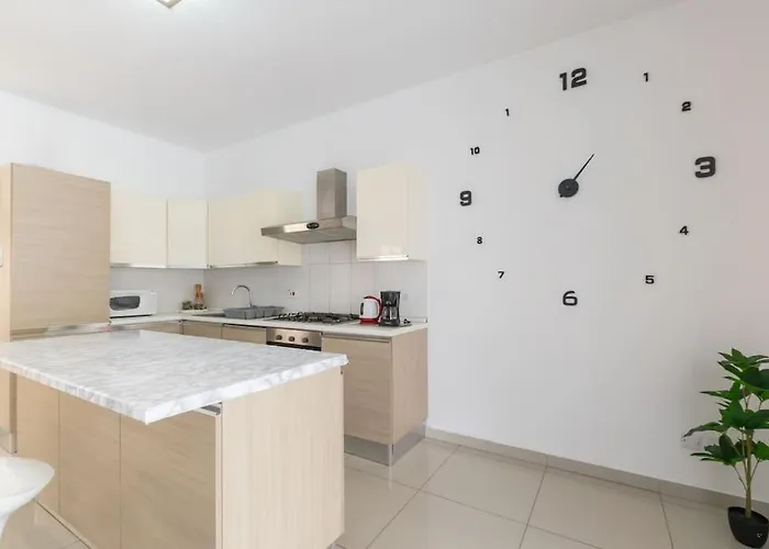 Lejlighed Spacious With Side Sea View *