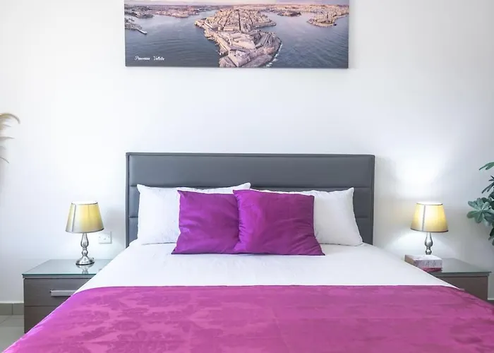 Apartament Spacious With Side Sea View St. Paul's Bay