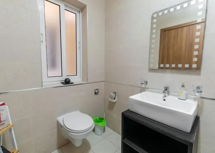 Spacious With Side Sea View San Pawl il-Baħar