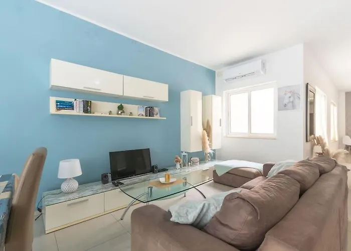 Spacious With Side Sea View San Pawl il-Baħar