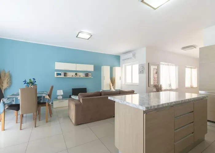 Spacious With Side Sea View * San Pawl il-Baħar