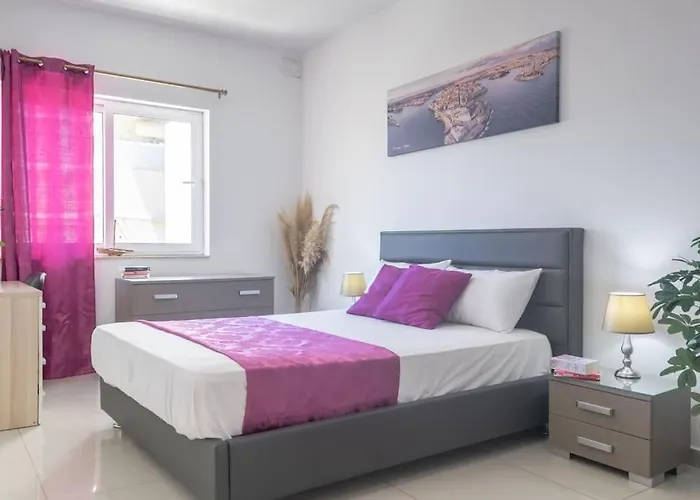 Spacious With Side Sea View * San Pawl il-Baħar